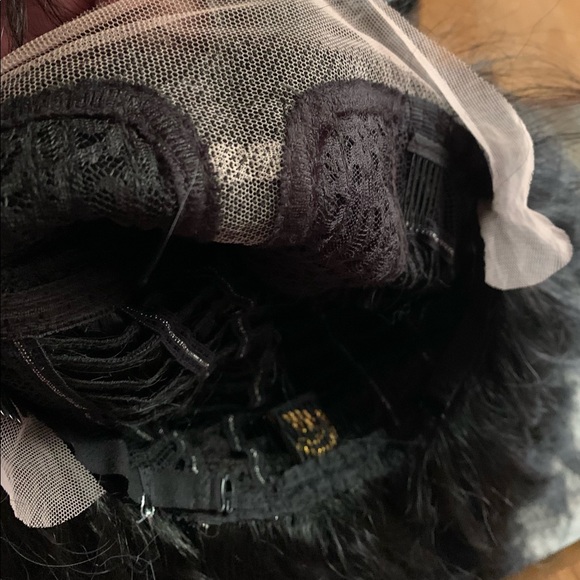 Magic lace synthetic wig - Picture 8 of 8